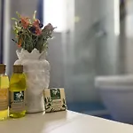 Punta Sallustro 4* ليباري