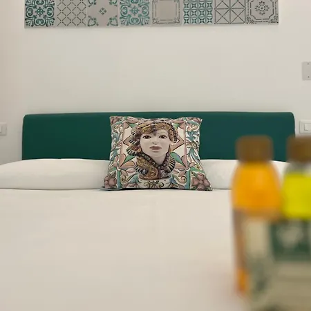 Punta Sallustro 3* 리파리