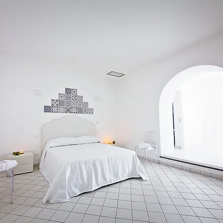 Punta Sallustro Отель типа 