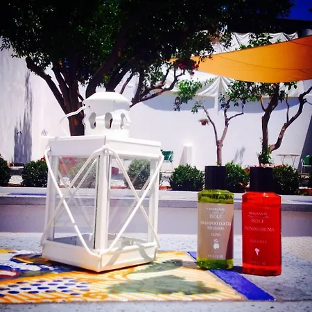 Punta Sallustro 4* Липари