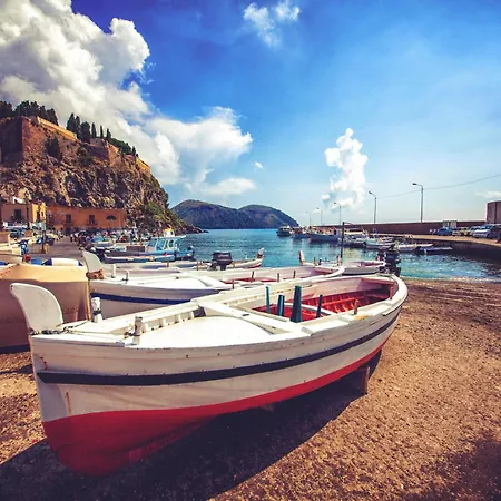 Punta Sallustro Липари